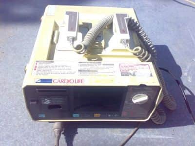 ציוד  רפואי    דפיברילטור  sync 2