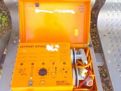 ציוד  רפואי     דפיברילטור  defiport scp 840