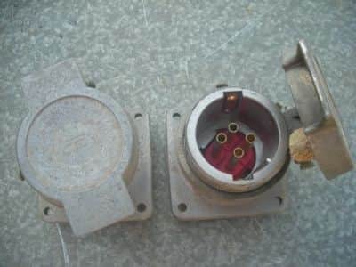 רכיבים    arktite  m3  30  amp