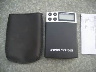 משקלים   digital  scale  1000g - 0.1g