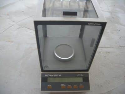 משקל   scientech  sa  80   0.0001g - 80g