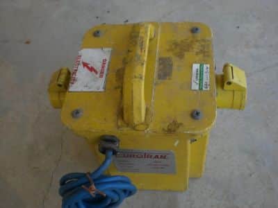 שנאי  220-110  rolran  066  ep  3  kva  tool