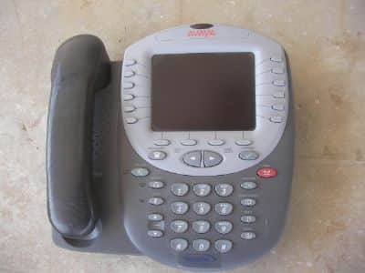 טלפון   avaya  4625sw  ip