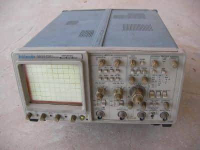 אוסילוסקופ   tektronix  2465