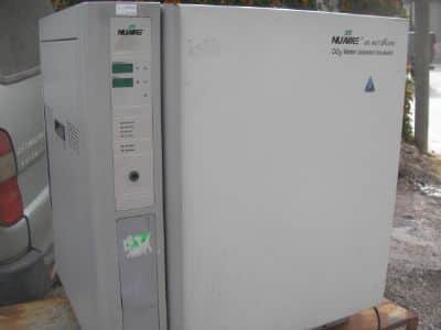 אינקובטור    nuaire  nu-4500e   co2