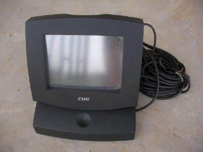 מוניטור   cue  touch  cue-s