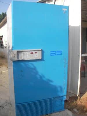 מקפיא  biomedical  division  freezer