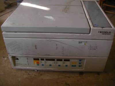 צנטרפוגה   heraeus  sepatech  omnifuge  2.ors