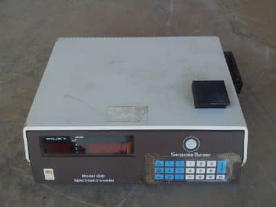 ציוד   sequoia-turner  spectrophotometer  690