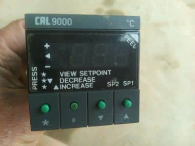 בקר  טמפרטורה   cal  9000
