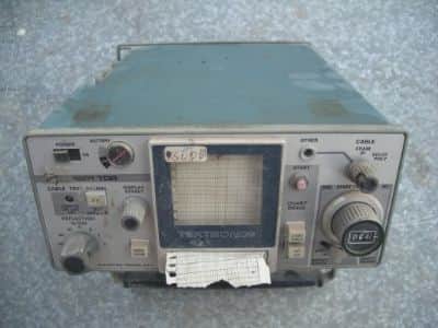 צב"ד    אלקטרוניקה     tektronix  1501  tdr