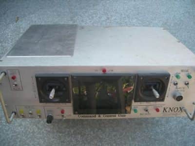 knox  בקר למצלמות וכיוון עם מסך