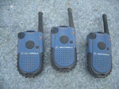 תקשורת  וטלפונים  מכשירי  קשר   motorola