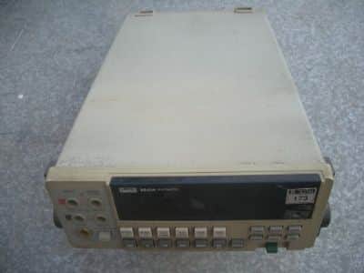 צב"ד    אלקטרוניקה    fluke  8840 a