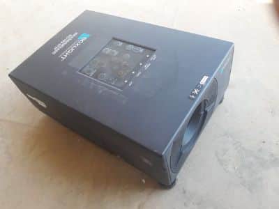 מקרן  boxlight  cp-10t