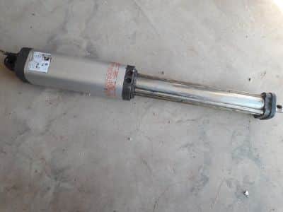 בוכנה הידראולית  bft  lux  2b