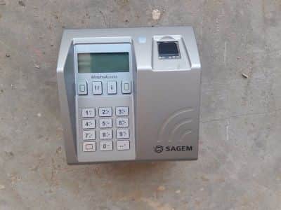 קודן  ביומטרי  oma500