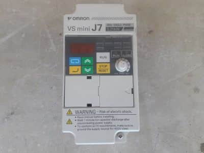בקר  מנוע  omron  vs  mini  j7