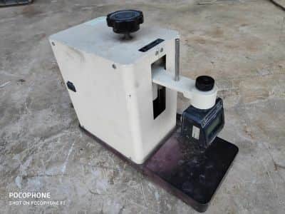 מד  קושי  902 instron