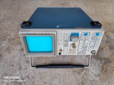 צב"ד  tektronix  2710  spectrum  analyzer