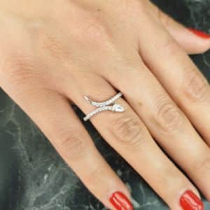 טבעת נחש כסף משובץ