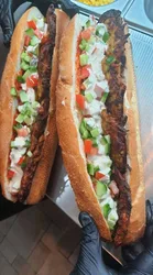 בגט מפרום טוניסאי (מחשי) מבשר בקר עם רוטב