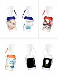 מגבונים אלכוהולים,אריזה קטנה של מגבונים כולל לוגו של החברה