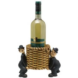 מעמד קומי לבקבוק יין,ניתן לקבל כמתנה בשילוב יין אדום איכותי באריזת מתנה,מתאים לעובדים ,או יום הולדת