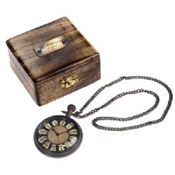 שעון מהודר בקופסאת עץ