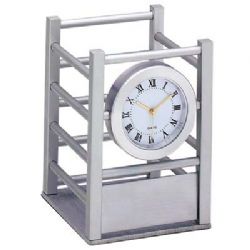 קופסא ממתכת לעטים,שעון קופסא,מעמד לעטים,מעמד למשרד