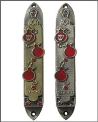 מזוזה רימונים אדומים