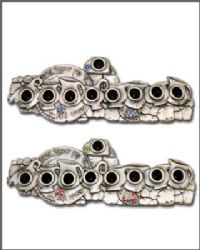 חנוכיה עשויה ממזק