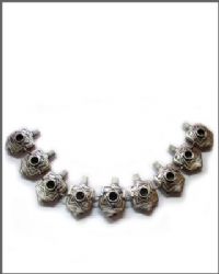 חנוכיה שונה