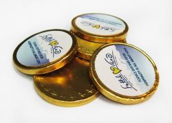 מטבעות שוקולד ממותגות