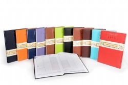 יומנים ומחברות ממותגות