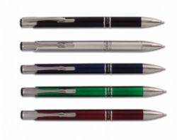 עט כדורי פלסטי עם אביזרי מתכת