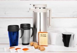 טרמוס משפחתי ענק, סט כוסות מעוצב,הגדה של פסח טרמוס משפחתי ענק, 2 כוסות טרמיות,הגדה של פסח