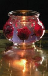 נר משעווה שקופה בריח נעים ואור עדין