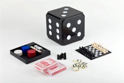 סט 6 משחקים בקוביה